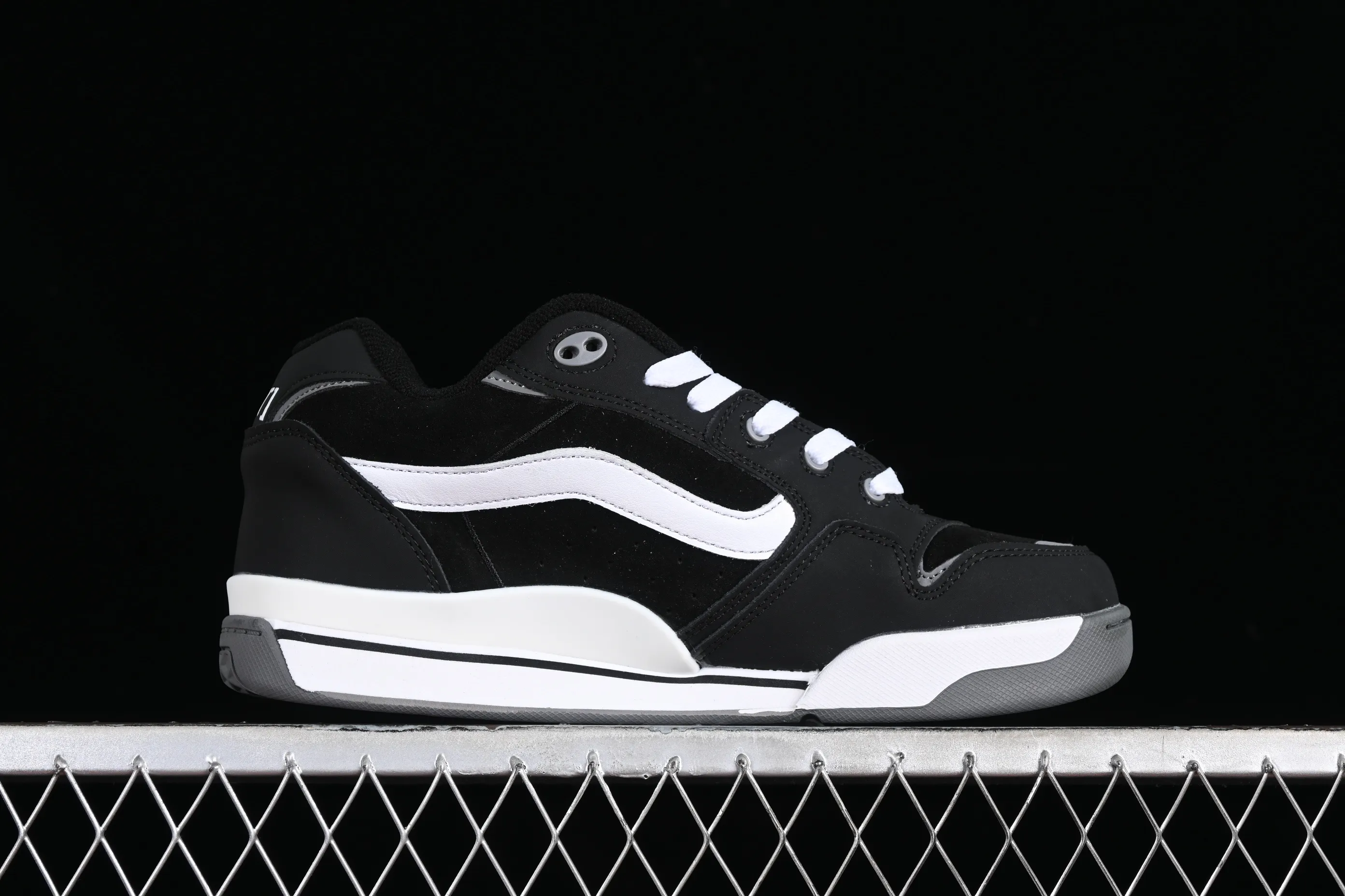 All categories Vans Vans series Vans Mid Vans China Vans Rowley XLT series Vans official shock-absorbing and wear-resistant retro skateboard shoes VN000CTMBA2